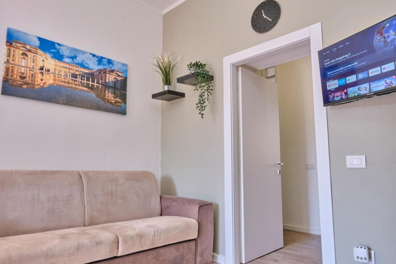 Monza-Centro Modern Flat Near Train Stationアパートメント エクステリア 写真