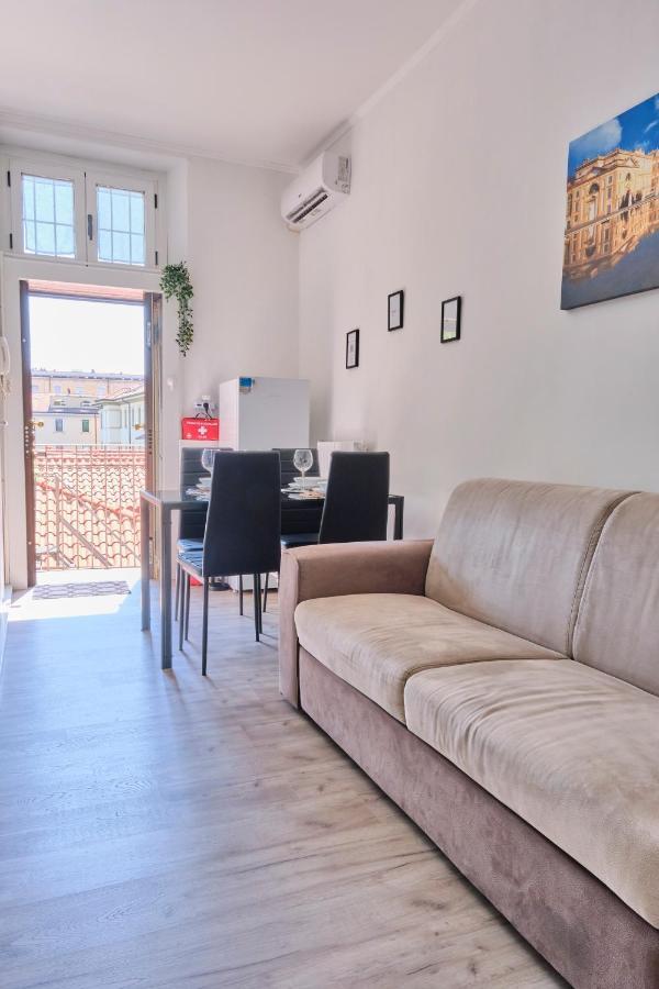 Monza-Centro Modern Flat Near Train Stationアパートメント エクステリア 写真